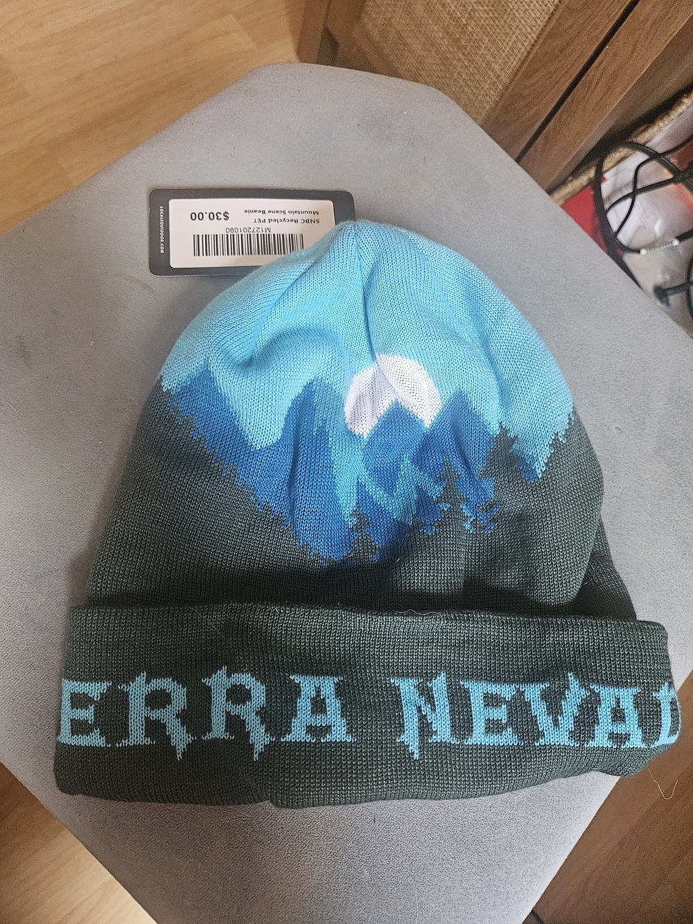 Mountain Beanie Blue & Green Unisex New With Tags